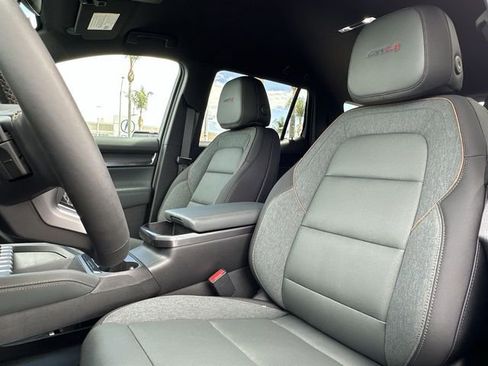 New 2026 GMC Terrain AT4 AWD/4WD image 19