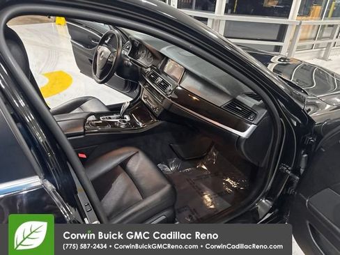 Used 2014 BMW 535i Sedan RWD image 25