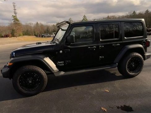 Used 2020 Jeep Wrangler Unlimited Sport S image 5