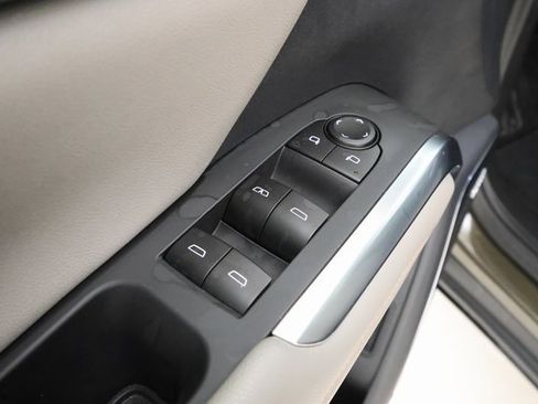 Certified 2024 Chevrolet Traverse LT w/ Enhanced Driving Package image 8