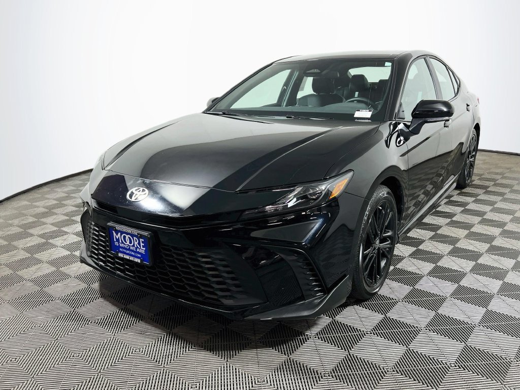 Certified 2026 Toyota Camry SE FWD image 3