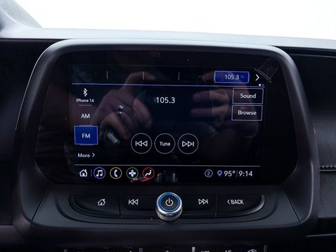 Used 2020 Chevrolet Camaro SS RWD image 21