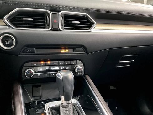 Used 2021 MAZDA CX-5 Signature image 33
