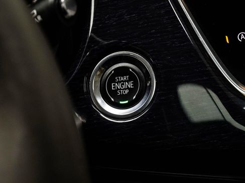 Used 2024 Cadillac XT6 Premium Luxury w/ LPO, Floor Liner Package image 25