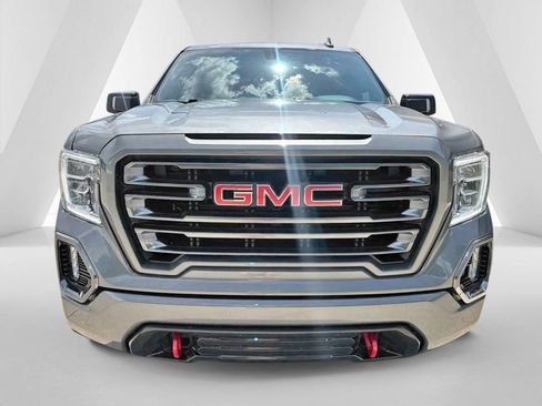Used 2022 GMC Sierra 1500 AT4 w/ AT4 Preferred Package AWD/4WD image 2