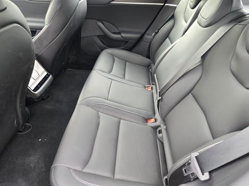 Used 2024 Tesla Model S Plaid image 9