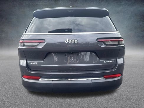 Used 2025 Jeep Grand Cherokee L Limited w/ Luxury Tech Group II AWD/4WD image 7