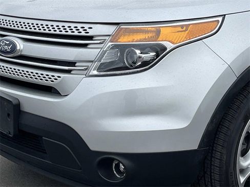 Used 2011 Ford Explorer Limited w/ 301A Rapid Spec Order Code image 9