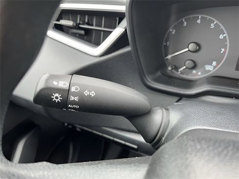 Used 2024 Toyota Corolla LE image 17