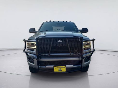 Used 2022 RAM 3500 Laramie AWD/4WD image 8