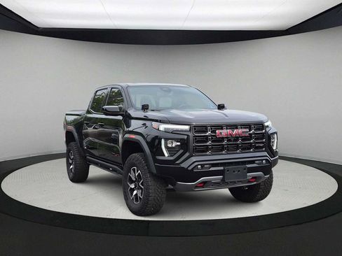 Used 2024 GMC Canyon AT4X AWD/4WD image 2