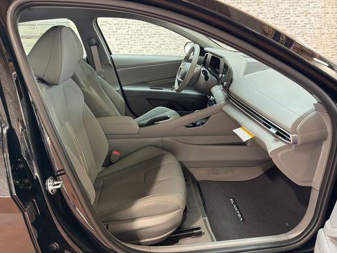 New 2026 Hyundai Elantra SEL Sport Premium FWD image 11
