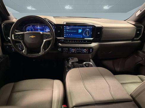 Used 2024 Chevrolet Silverado 1500 LTZ AWD/4WD image 15