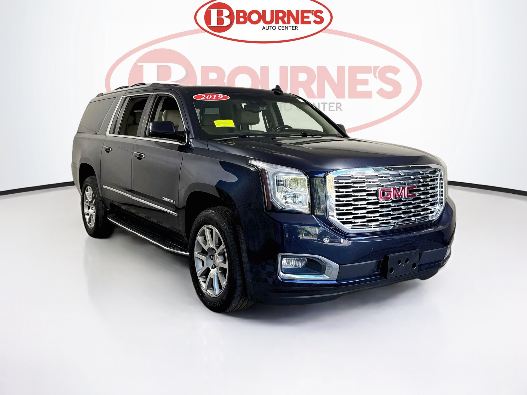 Used 2019 GMC Yukon XL Denali w/ Open Road Package AWD/4WD image 1