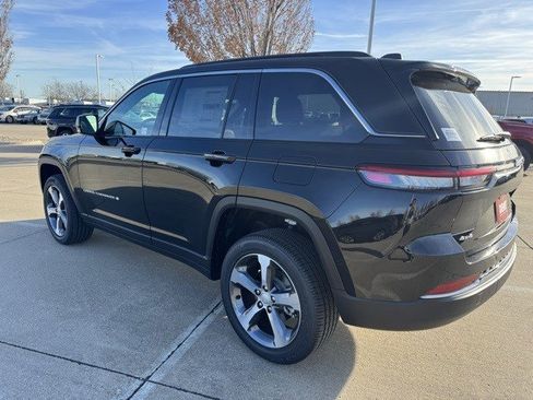 New 2025 Jeep Grand Cherokee Limited image 5