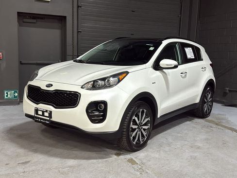 Used 2019 Kia Sportage EX w/ EX Premium Package AWD/4WD image 3