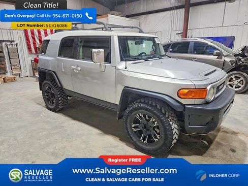 Used 2007 Toyota FJ Cruiser 4WD image 5