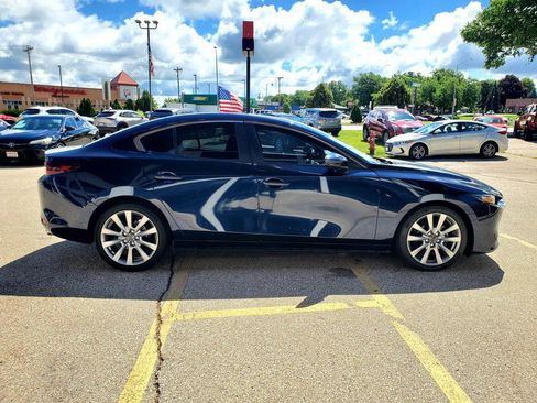 Used 2021 MAZDA MAZDA3 s FWD image 9