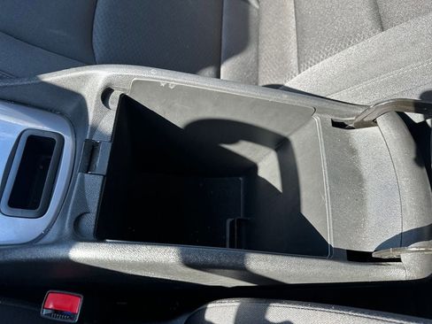 Used 2024 Chevrolet Malibu LT image 21