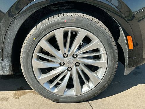 New 2025 Buick Envision Avenir image 25