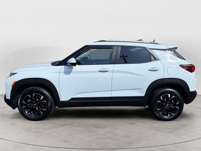 Used 2023 Chevrolet TrailBlazer LT w/ Convenience Package AWD/4WD image 8