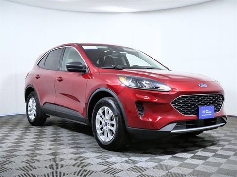 Certified 2022 Ford Escape SE w/ Cold Weather Package image 1