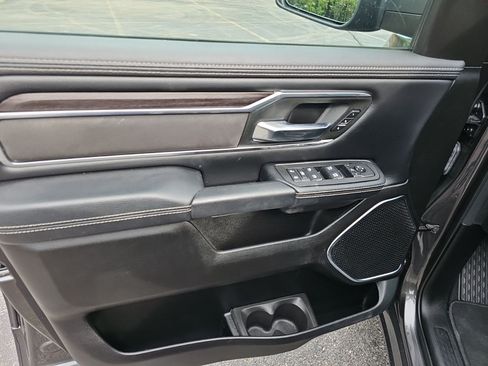 Used 2025 RAM 1500 Laramie w/ Sport Appearance Package AWD/4WD image 19