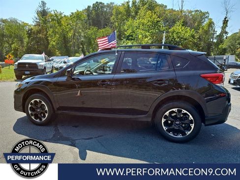 Used 2021 Subaru Crosstrek 2.0i image 9
