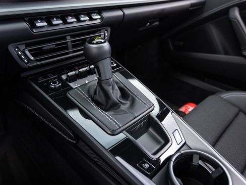 Certified 2024 Porsche 911 GT3 RWD image 18