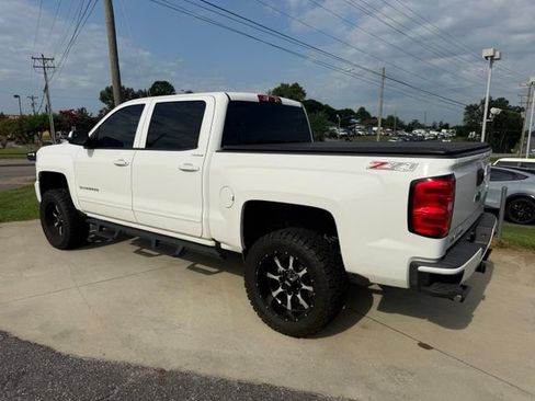 Used 2017 Chevrolet Silverado 1500 LT w/ All Star Edition AWD/4WD image 8