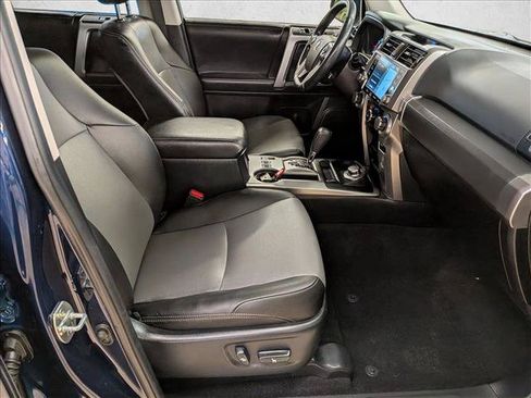 Used 2024 Toyota 4Runner SR5 Premium w/ Moonroof Package AWD/4WD image 24