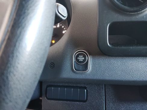 Used 2023 Mercedes-Benz Sprinter 2500 image 19