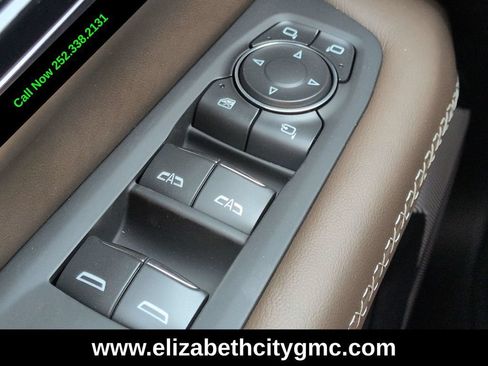 New 2026 GMC Yukon Denali Ultimate AWD/4WD image 26
