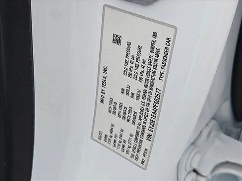 Used 2023 Tesla Model 3 Standard Range RWD image 21