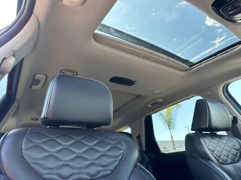 Used 2021 Hyundai Palisade Limited w/ Winter Package FWD image 12