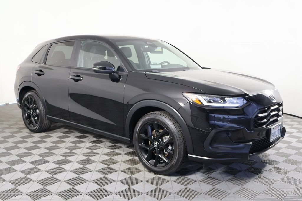 Used 2024 Honda HR-V Sport image 3