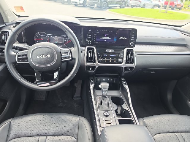 Certified 2023 Kia Sorento S FWD image 7