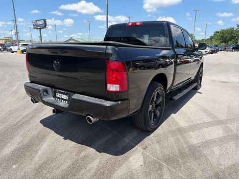 Used 2016 RAM 1500 Express w/ Black Ram 1500 Express Group RWD image 5
