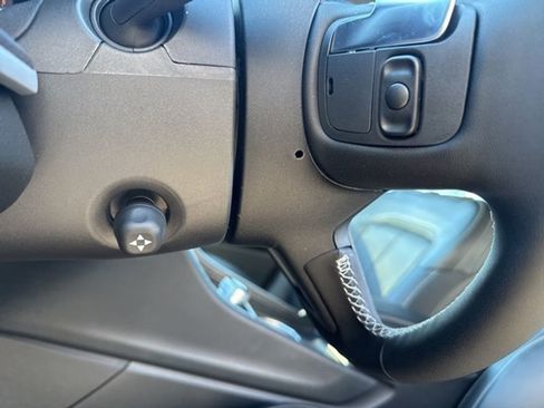 New 2025 Jeep Grand Cherokee L Limited w/ Luxury Tech Group II image 25