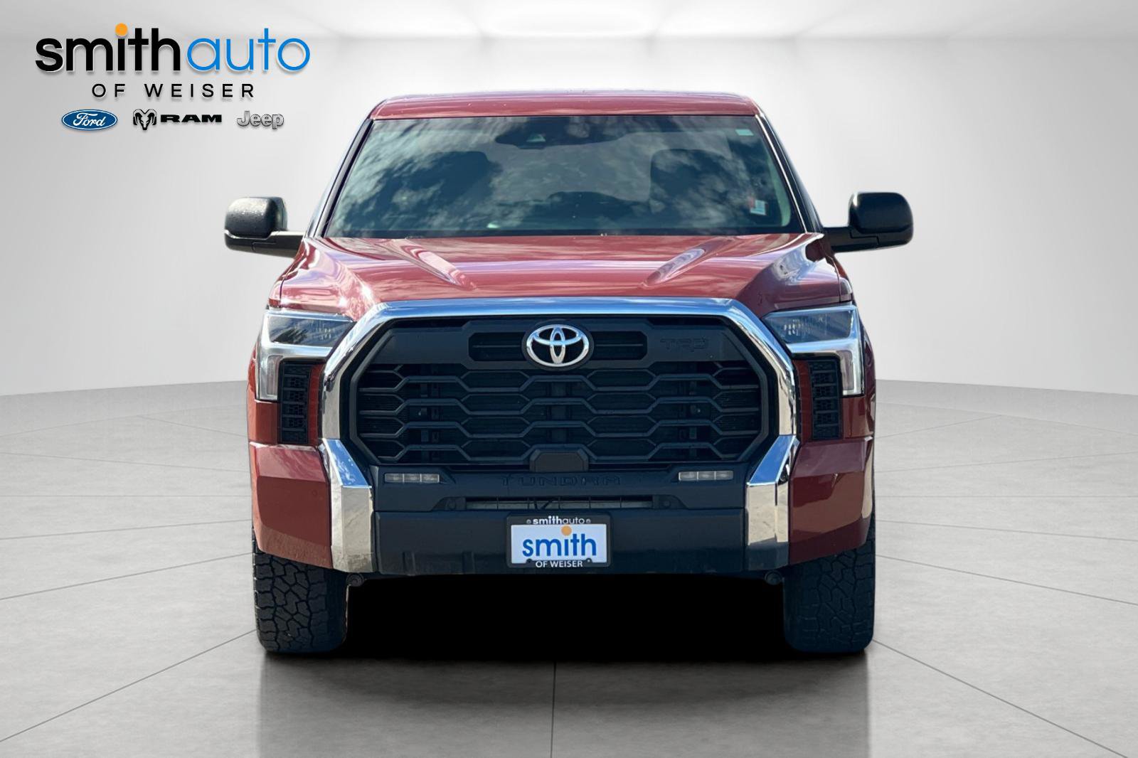 Used 2025 Toyota Tundra SR5 w/ TRD Off-Road Package AWD/4WD image 10