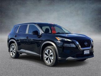 Used 2022 Nissan Rogue SV video 1