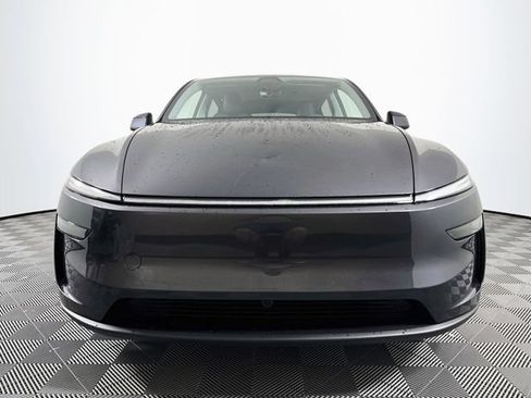 Used 2026 Tesla Model Y AWD image 11