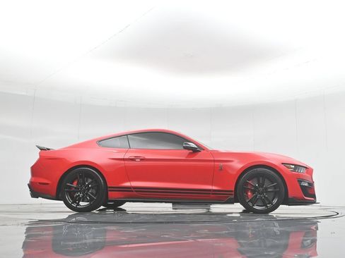 Used 2021 Ford Mustang Shelby GT500 w/ Technology Package image 45
