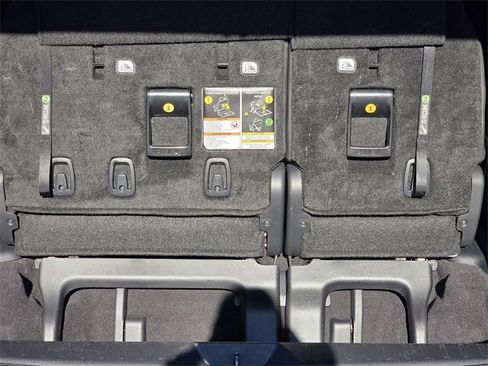 Used 2025 Toyota Sienna XLE Woodland Edition image 25