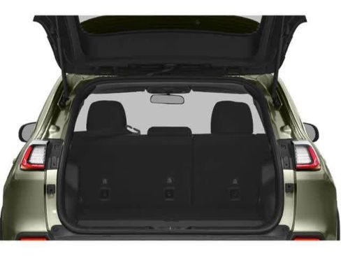 Used 2020 Jeep Cherokee Latitude Plus image 15