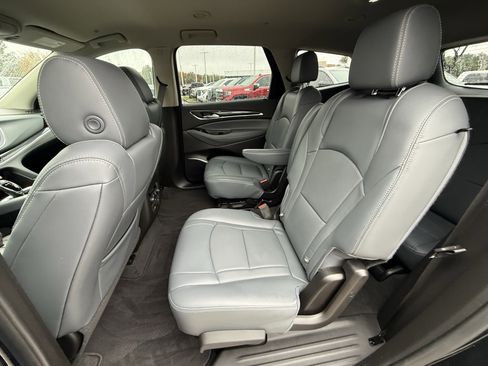 Used 2019 Buick Enclave Premium image 29