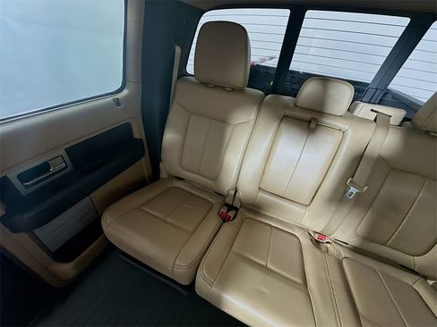 Used 2013 Ford F150 Lariat w/ Luxury Equipment Group image 12
