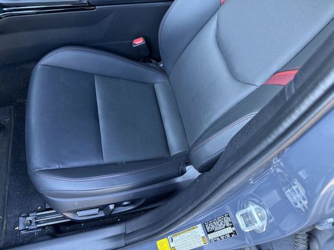 Used 2024 Toyota Prius Prime Premium FWD image 10