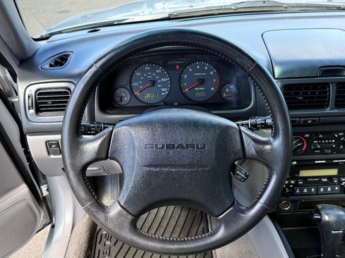 Used 2002 Subaru Forester S AWD/4WD image 14