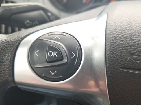 Used 2013 Ford Focus SE image 24